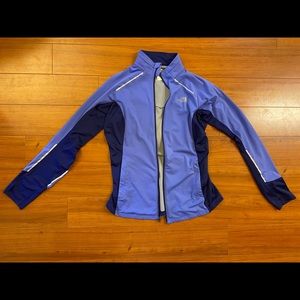 North face Rain Jacket/Wind breaker. Size L (fits like one size)